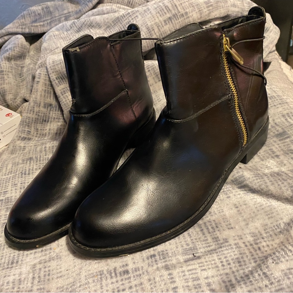 Black Leather Men's Boots